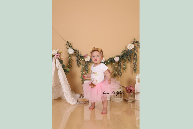 13-08-2020-Zoey - 43logoweb